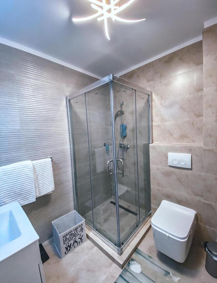 Mamaia Luxury Studio Apartment T Exterior photo